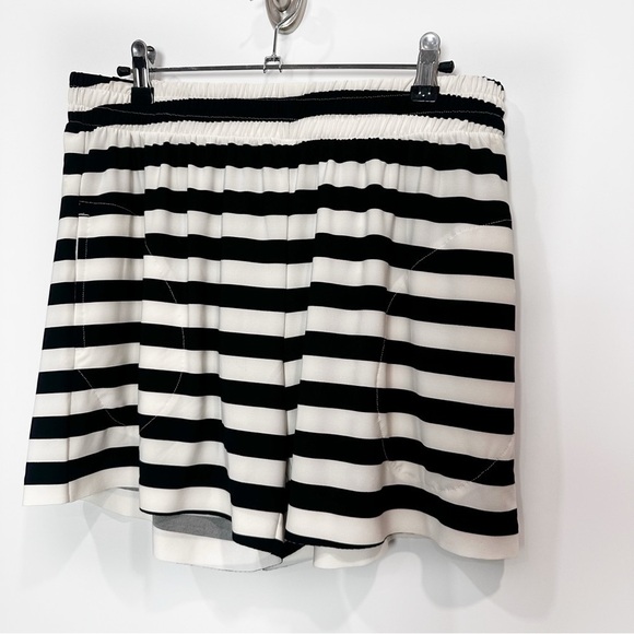 NEW Norma Kamali Boyfriend Elephant Sweat Short 3/4 Stripe Black White Size XS - Picture 2 of 7